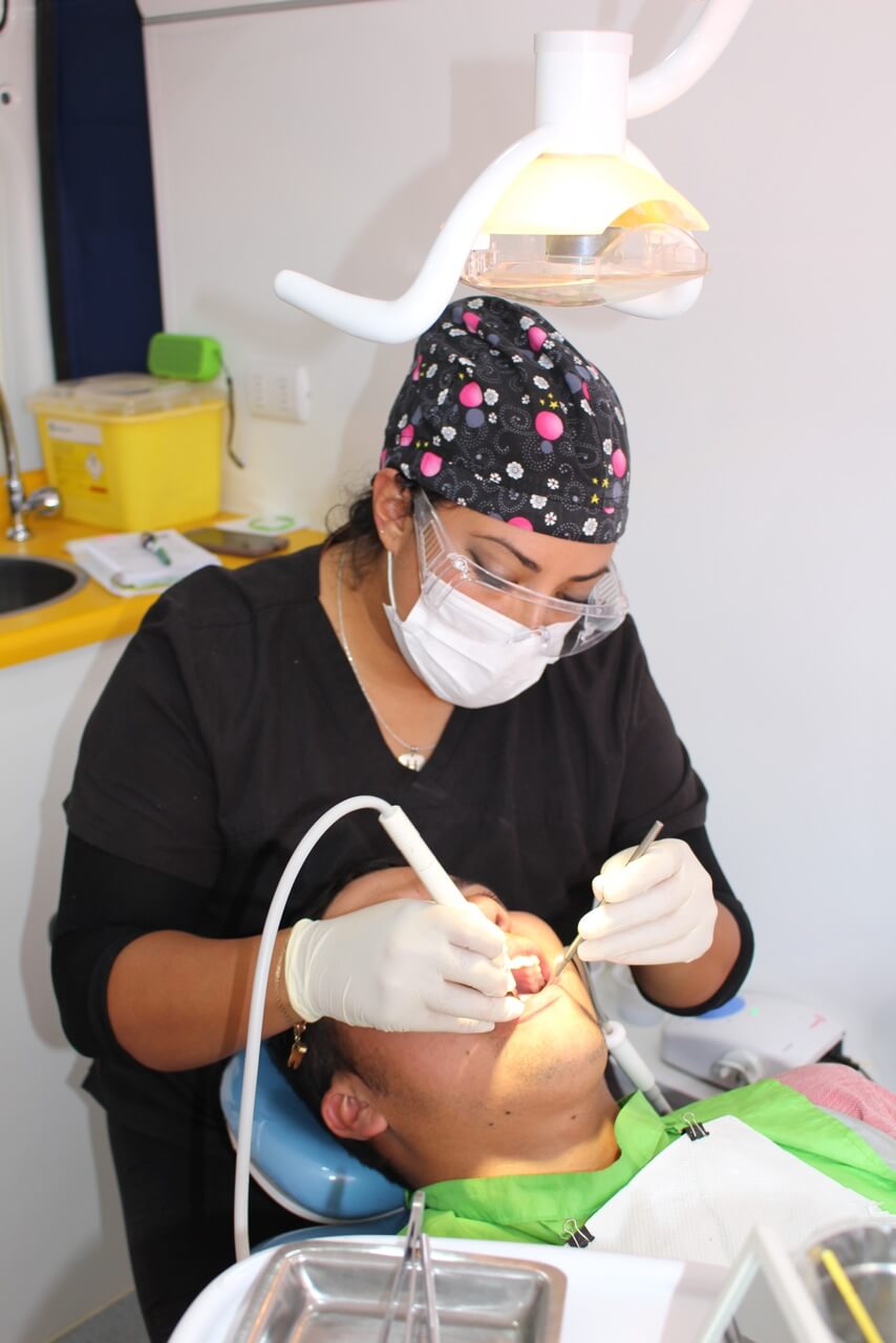 Operativo-dental-en-obra-rencoret-corporación-salud-laboral-CCHC
